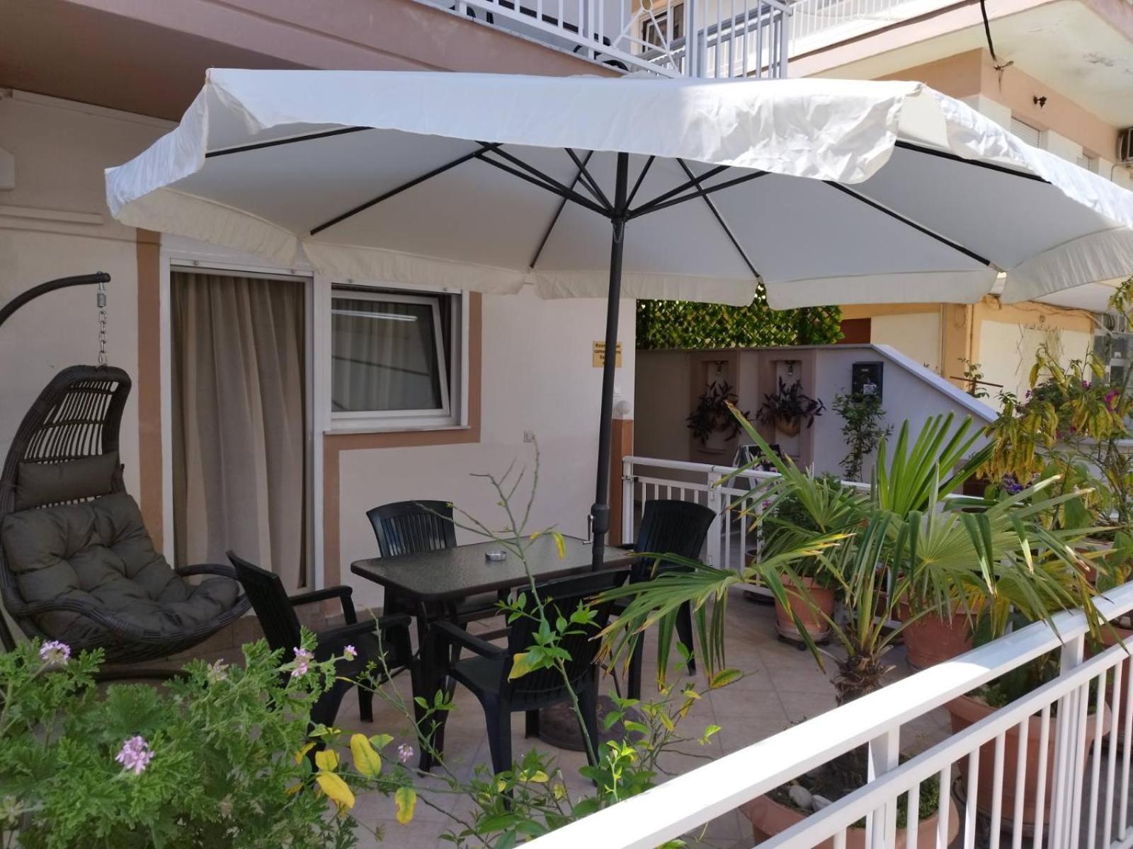 Hotel Villa Pigasos Паралия-Катерини Экстерьер фото